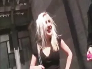 私はうめき声でうなずいた。 女性 向け  ...